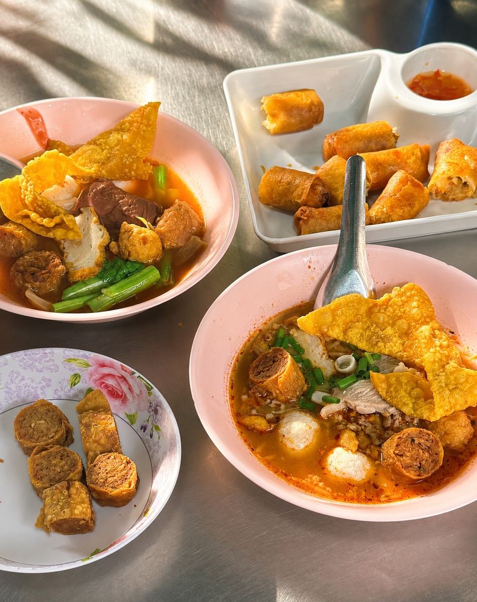ナーデーンの麺と具材